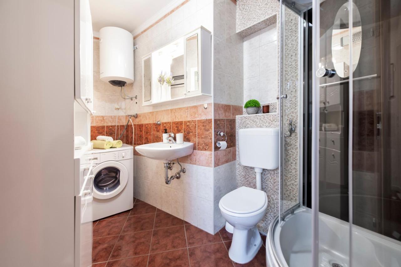 Ap Downtown Apartment Rovinj Buitenkant foto