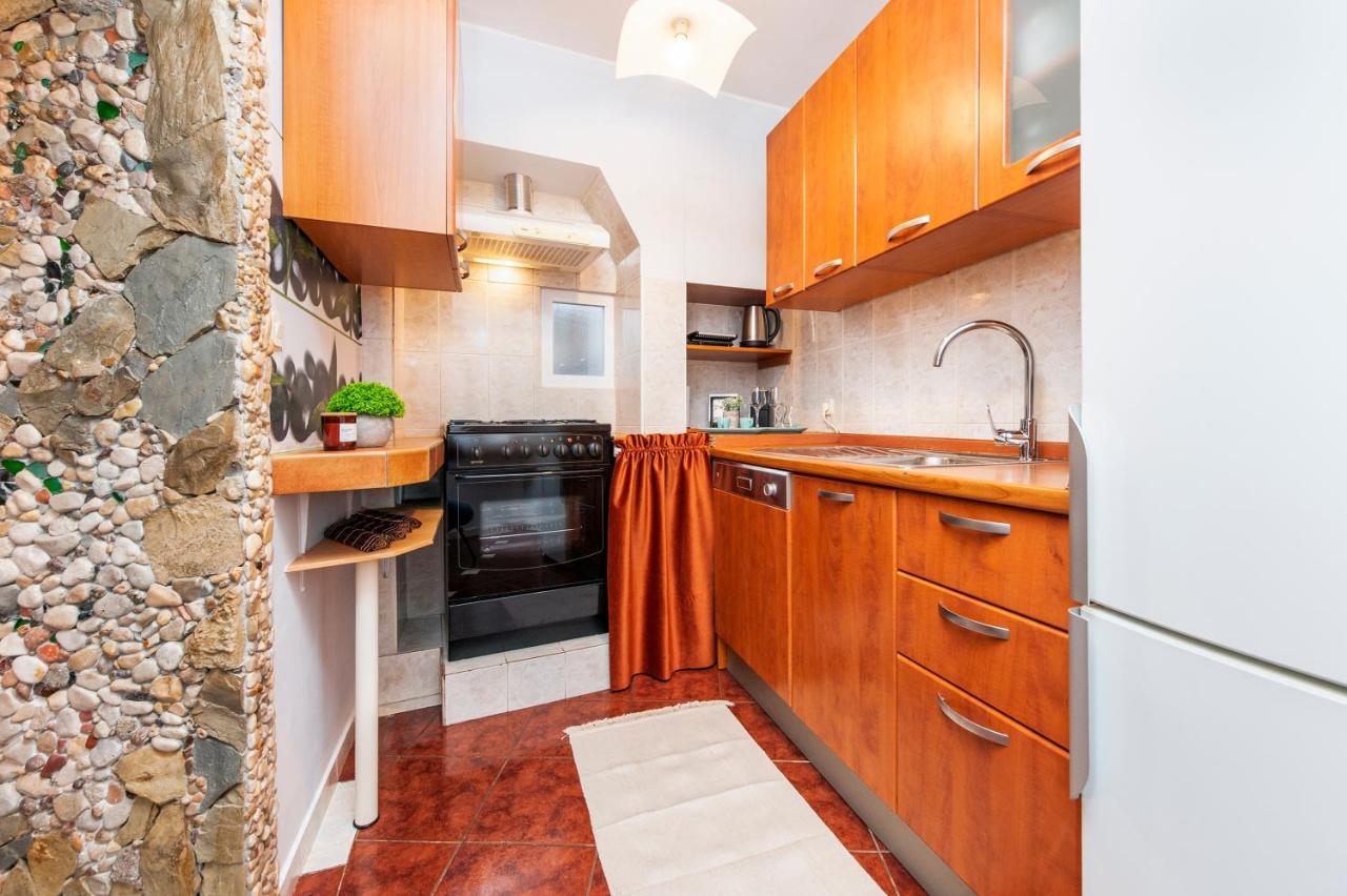 Ap Downtown Apartment Rovinj Buitenkant foto