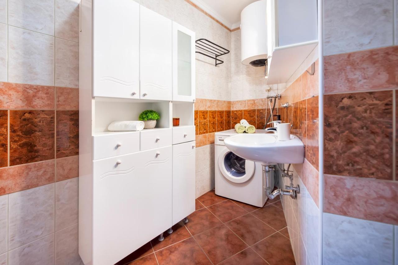 Ap Downtown Apartment Rovinj Buitenkant foto
