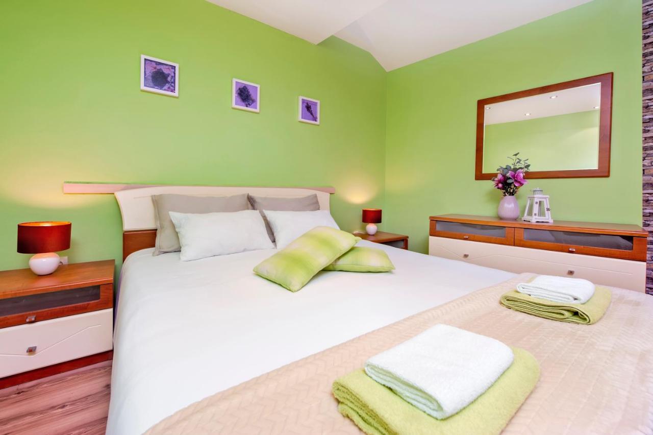 Ap Downtown Apartment Rovinj Buitenkant foto