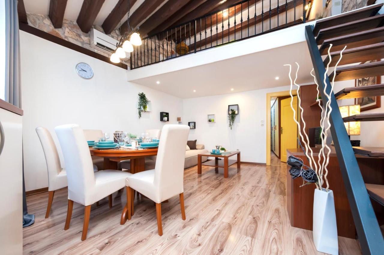 Ap Downtown Apartment Rovinj Buitenkant foto